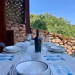 Punta Est - Trilo Rosmarino Giardino & Pool Apartman