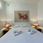 Apartman Punta Est - Trilo Rosmarino Giardino & Pool